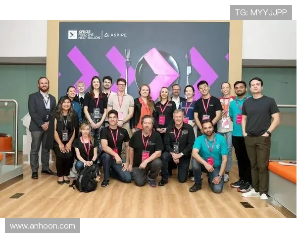 广州足球队与上海足球队赛后复盘分析团队协作的成功与不足之处